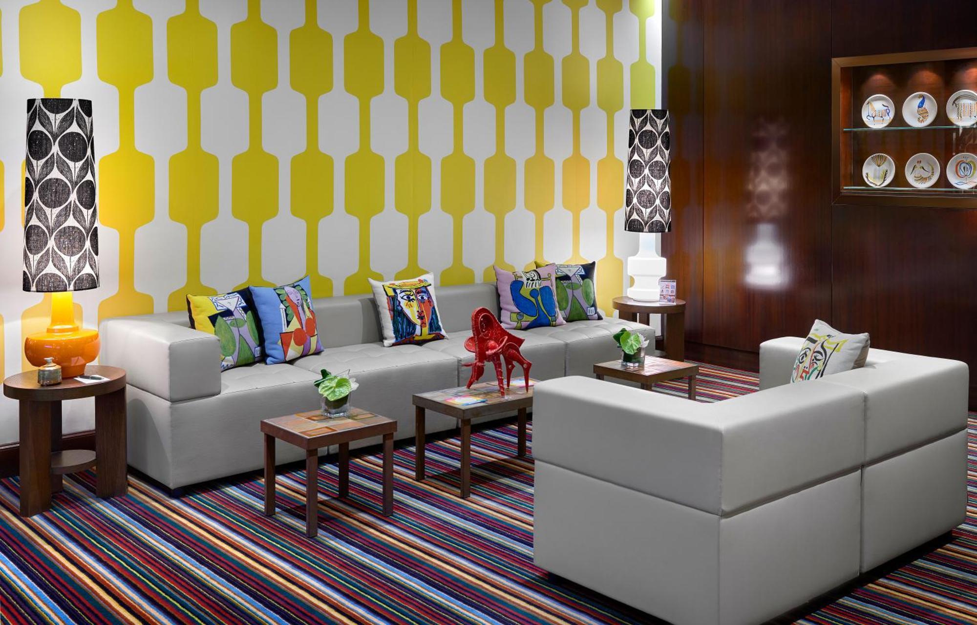 Hotel Juana Екстериор снимка